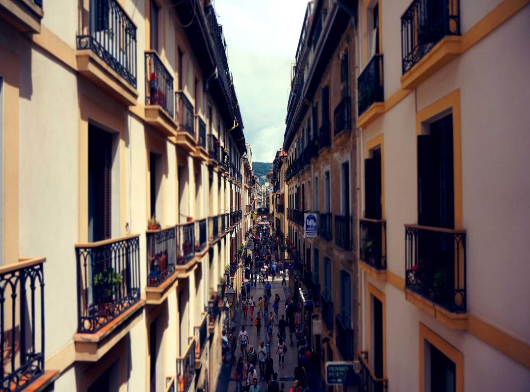 Brand New vs. Reconditioned: The Crucial 'Permit Holder' Factor