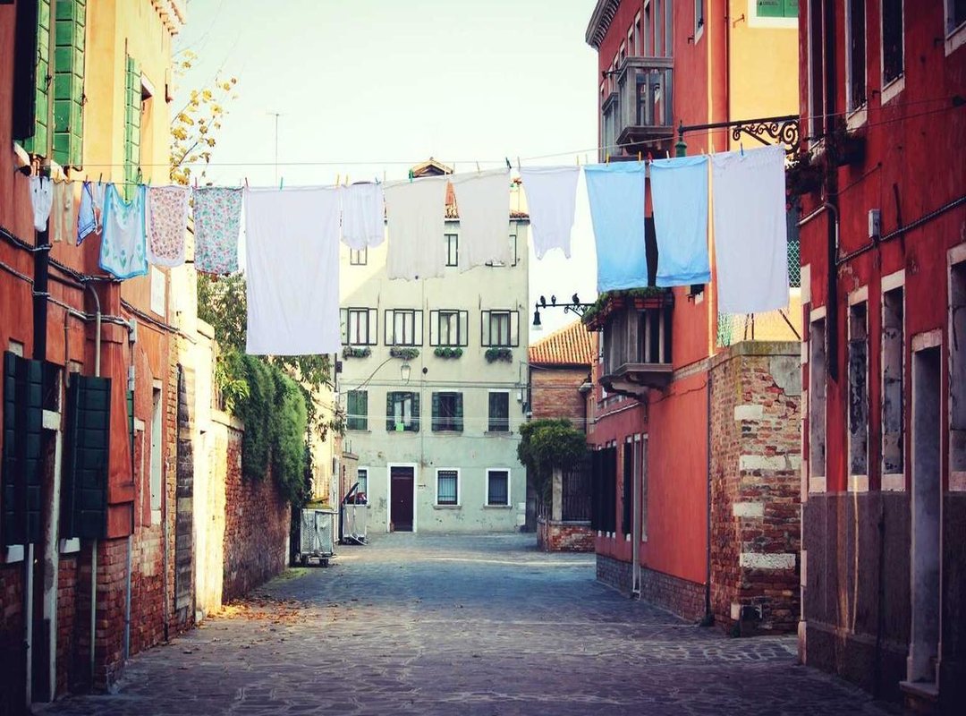 Your First Eurax 100 Trade in Under 5 Minutes